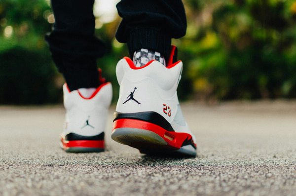 Chaussure jordan homme : style audacieux, confort inégalé